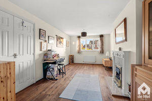 Photo 7- click for photo gallery